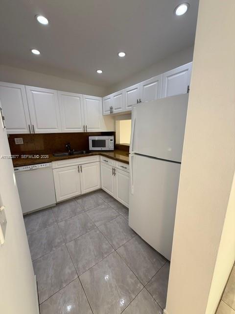 Photo - 4500 W 19th Ct Unidad 240