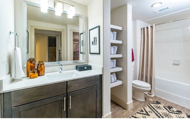 Photo - 707 Park Ave NE Unit ID1328932P