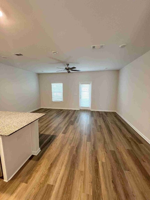 Photo - 1755 Jakes Dr