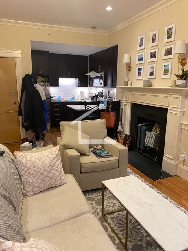 Photo - Huge 1 bed in Kenmore