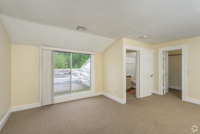 2BR,1BA - 1,200SF - Primary Bedroom