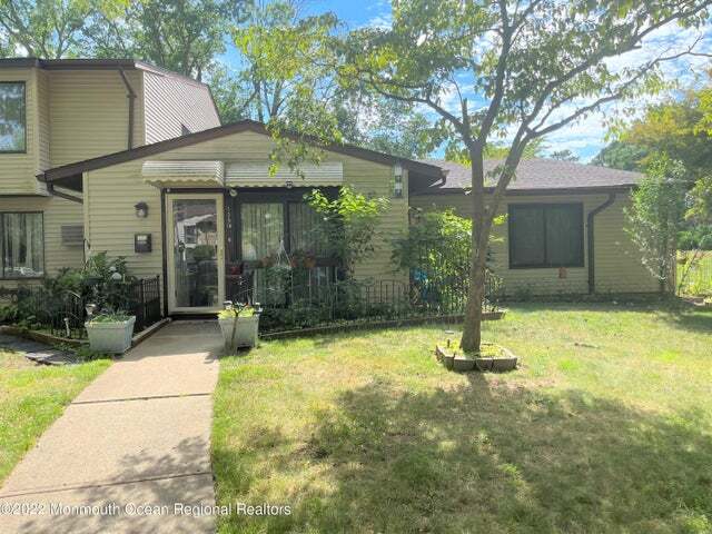 Photo - 129 Amberly Dr Condo Unit E