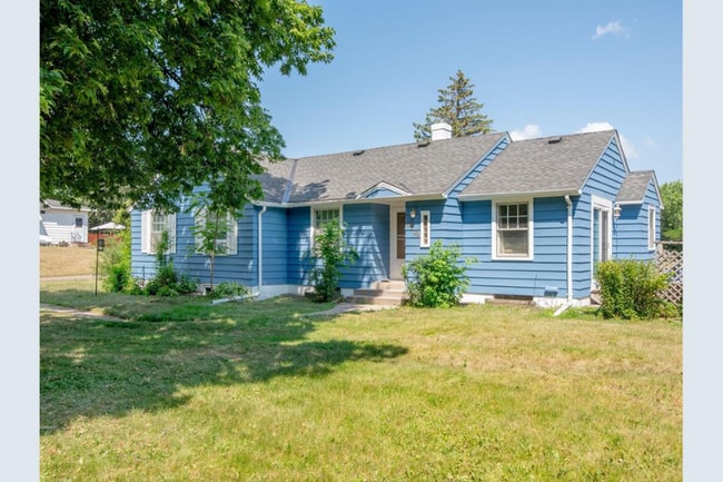 Building Photo - 6508 Golden Valley Rd Rental