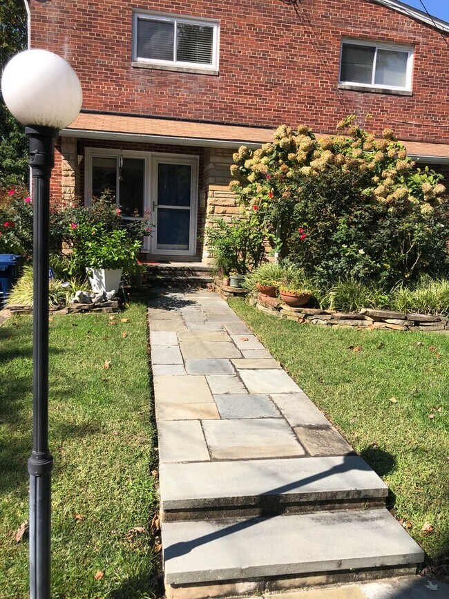 Photo - Gorgeous 3 Bed 1.5 Bath Brick Home with La...