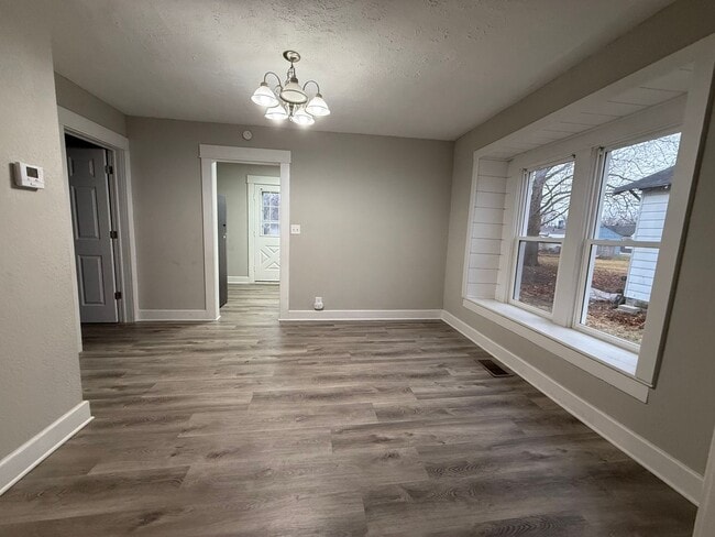 Photo - $1025 - updated 2 bedroom house