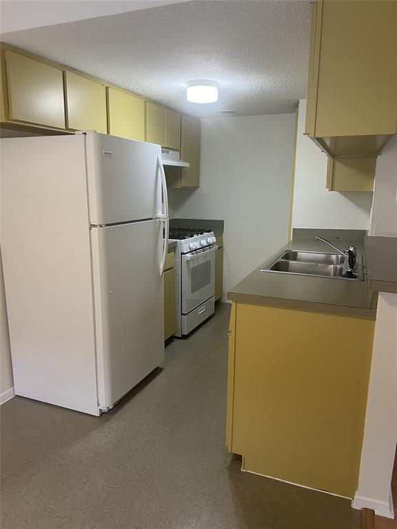 1501 W N Loop Blvd Unit 106
