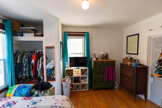 Photo - Huge sunny vintage 4bedroom apartment Unidad 1