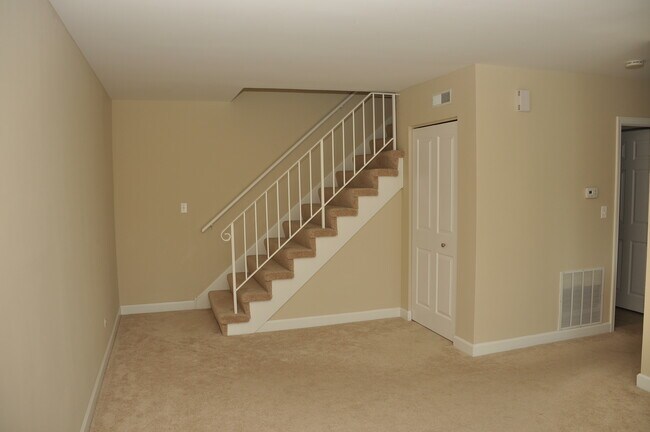 615 Terry Ct Unidad B