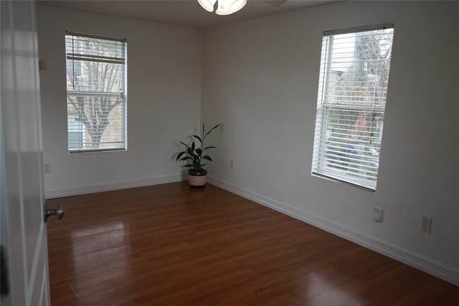 Photo - 2218 Arbor St