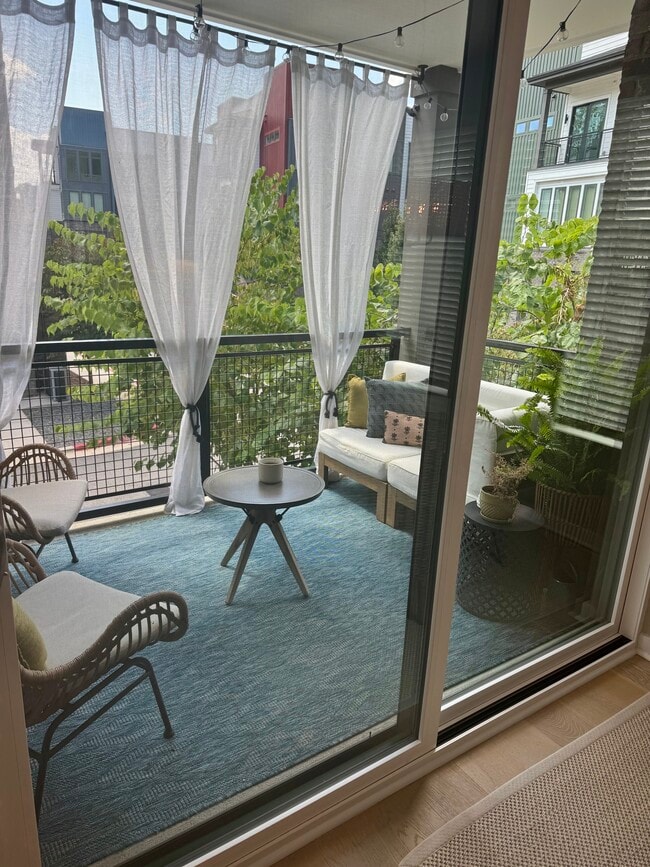 Photo - 407 Pratt Dr SE