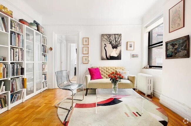 Building Photo - 444 W 19th St Unit 3-2 Rental