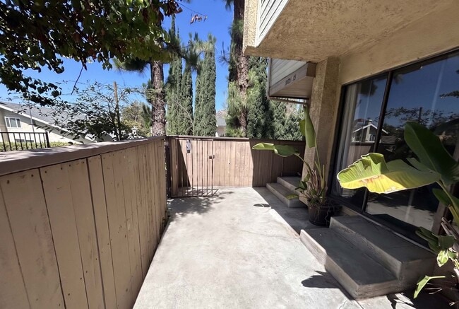 Photo - Charming End-Unit Townhome in the Heart of Chatsworth