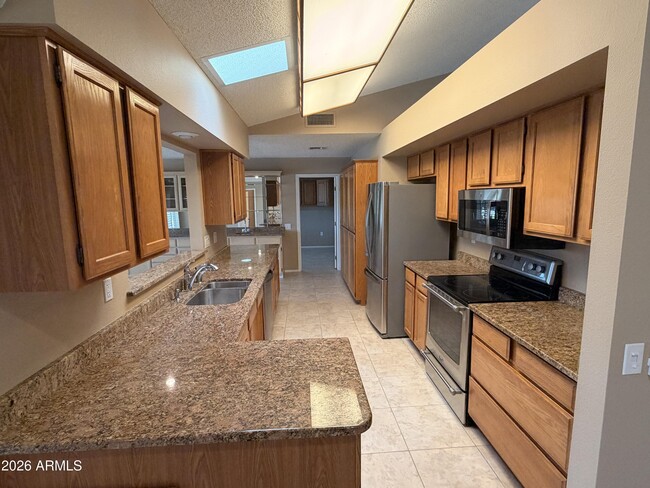 Photo - 14607 W Yosemite Dr