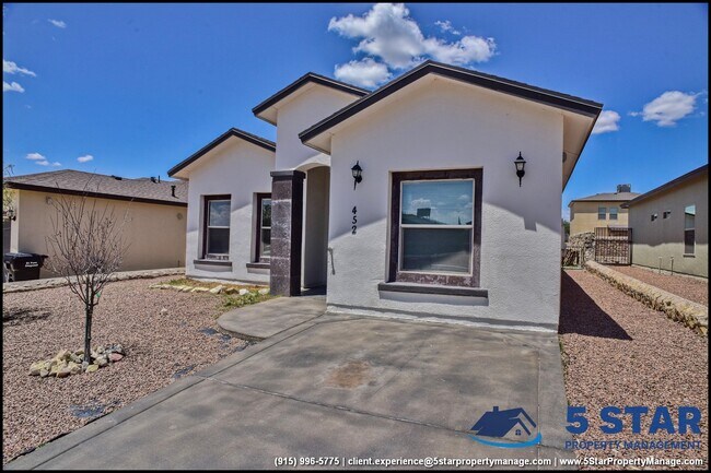 Photo - 452 Isaias Ave.