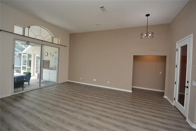 Photo - 18 Wellwater Dr