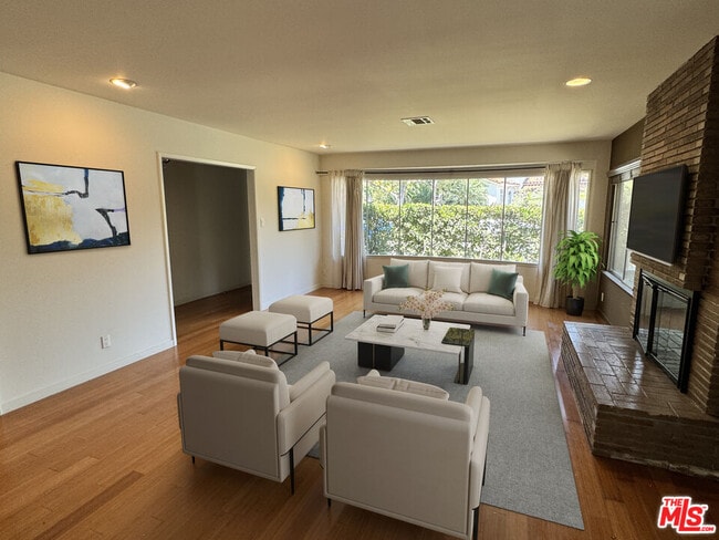 Photo - 5029 Westpark Dr