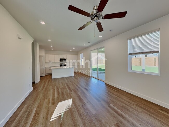 Photo - 10092 Potomac St