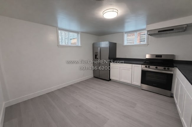 Photo - NO DEPOSIT option available for qualified renters with Obligo Unidad B