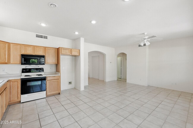 Photo - 17934 W Deneen Way