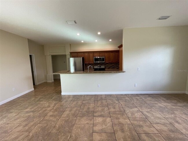 Photo - 497 MacArthur Dr