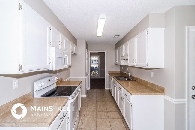 Photo - 1261 Fox Trace Dr