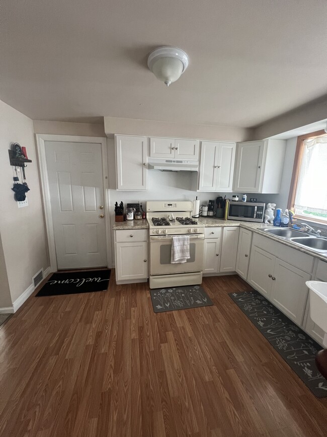 Photo - 34 E Drullard Ave