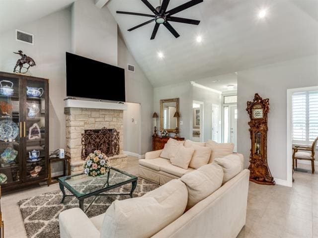 Photo - 104 Lazy Crk Xing