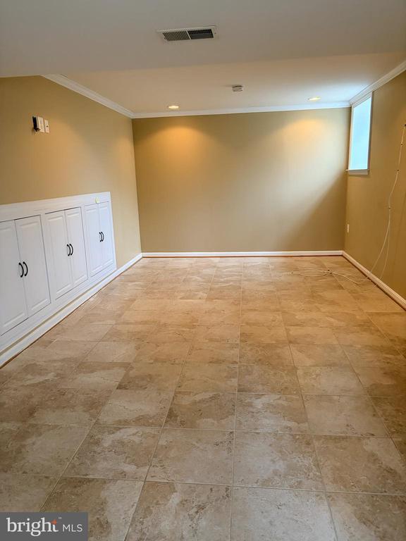 Photo - 8050 Settle Ct Unit B