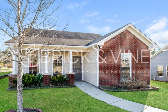 Building Photo - 229 Saratoga Ln