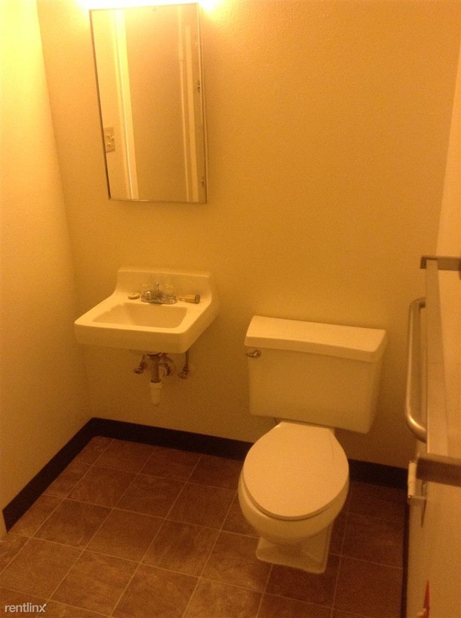 Bathroom In Studio - Sequoia Dawn Apartments