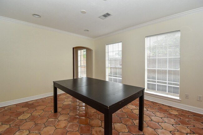 Photo - 18603 Point Lookout Dr