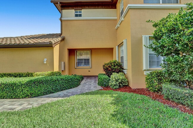 Photo - 8246 NW 127th Ln
