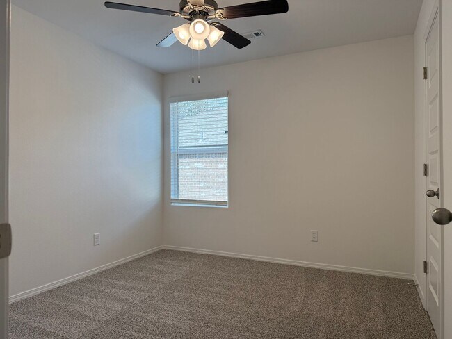 Photo - 245 Bighorn Trl