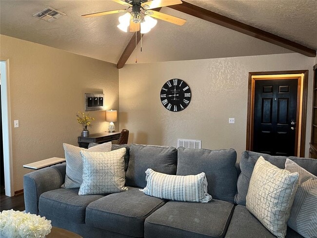 Photo - 512 Cypress Dr