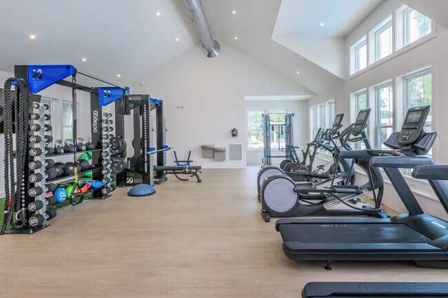 Photo - Arboretum Village