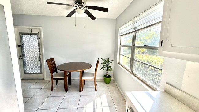 Photo - 281 Tilford N