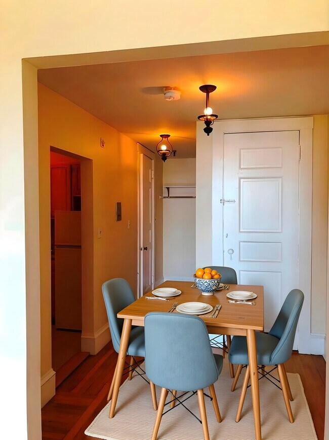 Photo - 470 Beacon St Unidad 8