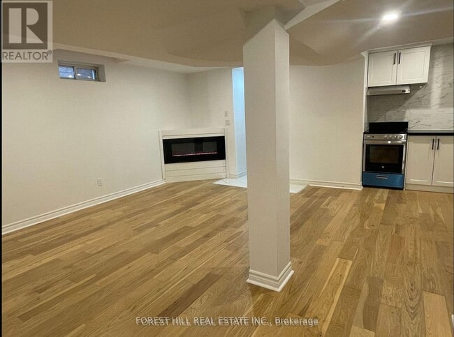 Photo - 52 Adventure Crescent