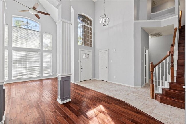 Photo - 892 Brentwood Dr