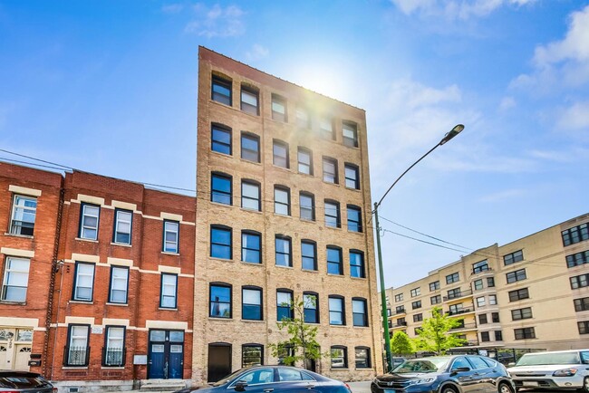 Photo - 525 N Halsted St Unit 212