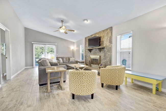 Building Photo - 828 E 23rd Ave Unit ID1246603P Rental