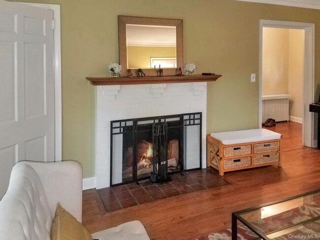 Photo - 1864 Palmer Ave