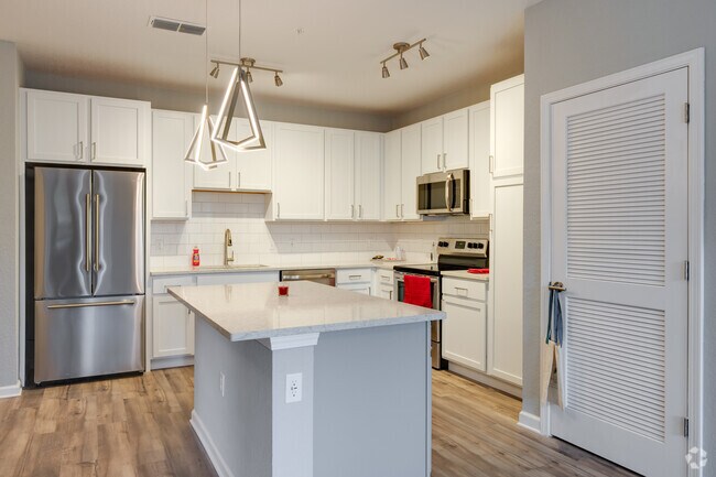 1BR, 1BA - 892SF - Kitchen