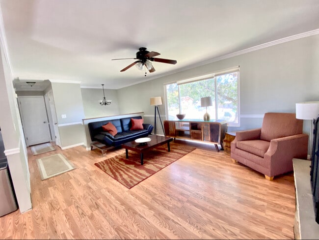 Photo - 11540 Sandy Creek Dr