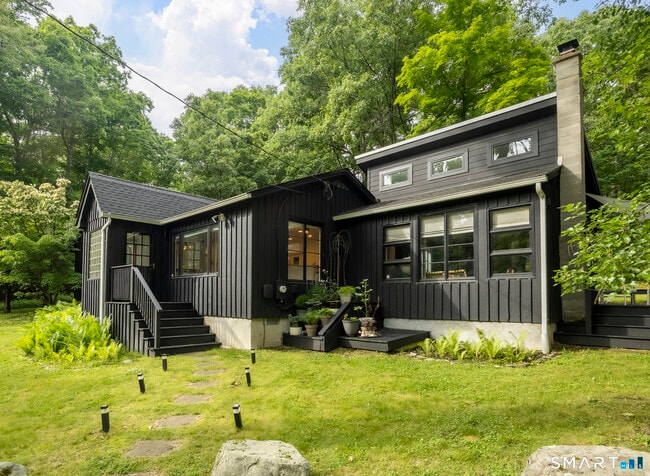 Building Photo - 46 E Pond Lilly Rd