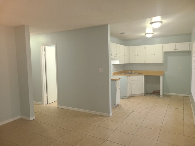 Photo - 2 bedroom 1.5 Bath Eatonville Duplex