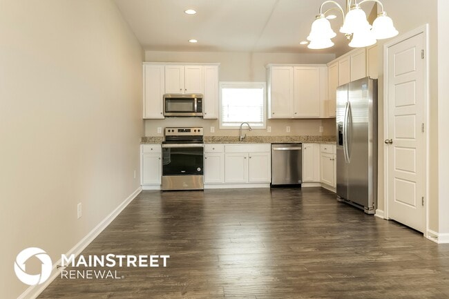 Photo - 732 Mitscher Dr