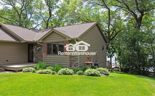 Photo - 23154 E Martin Lake Dr NE