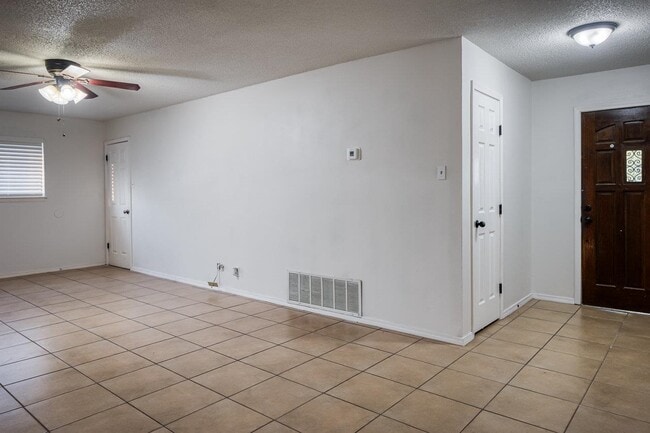 Photo - 117 Philemon Dr