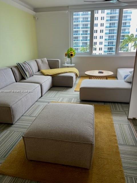 Photo - 2301 Collins Ave Apartamento Unidad 614